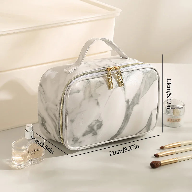 Classic Croc-Texture Handbag – Sophisticated & Functional