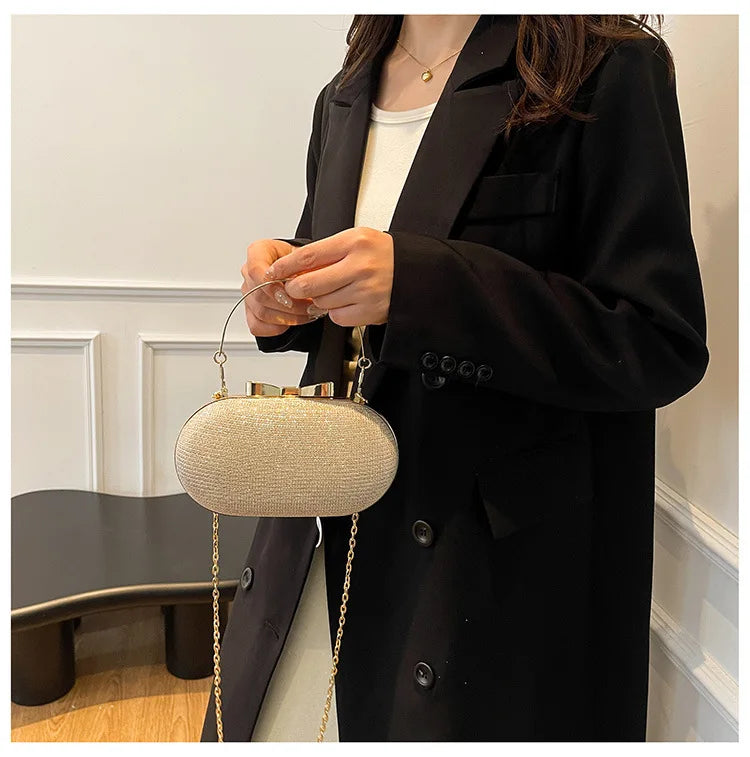 Chic Oval Evening Shoulder Bag – Elegant & Versatile