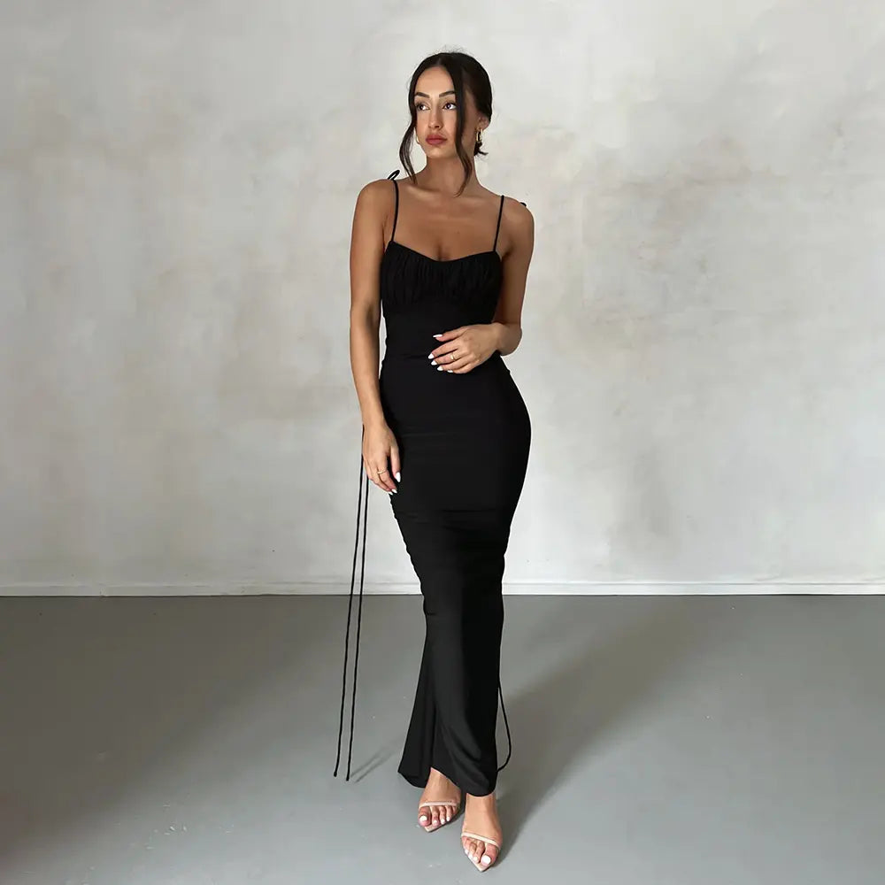Elegant Backless Evening Dress – Available in Lilac & Black