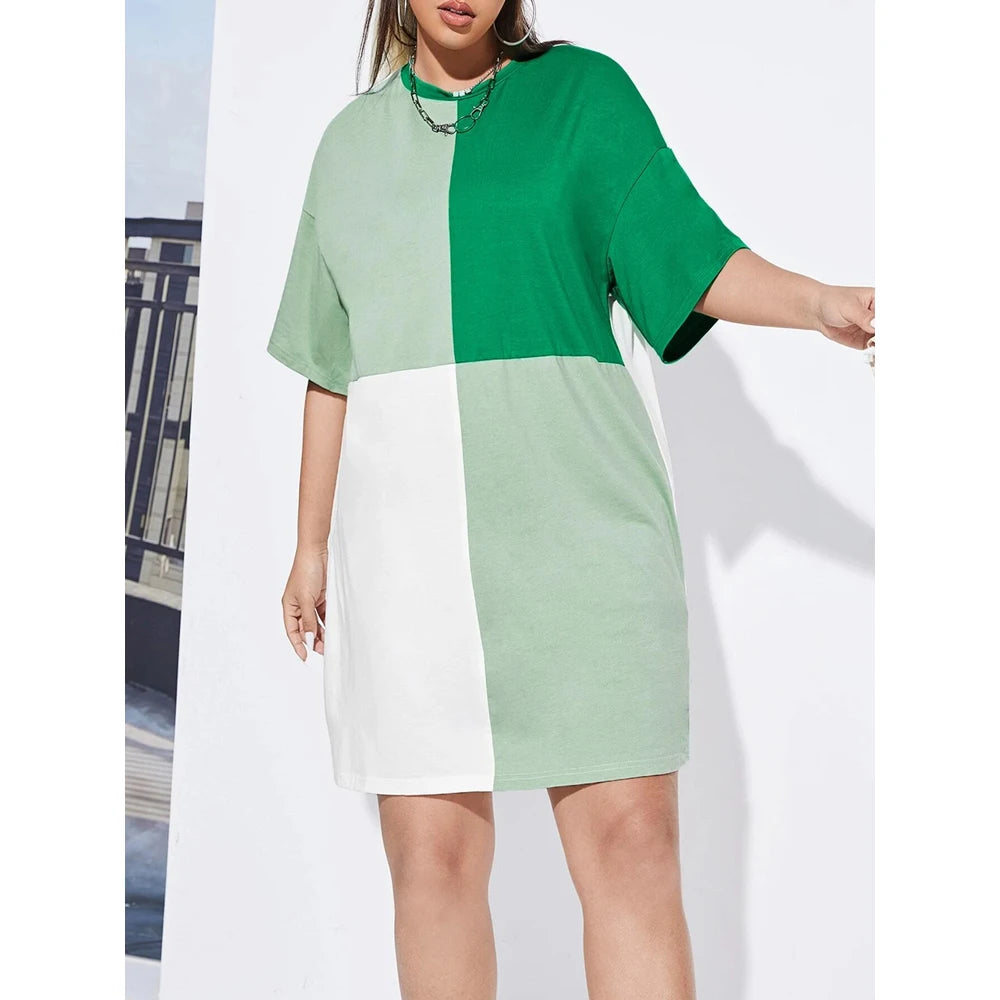 Plus Size Colorblock T-Shirt Dress โ Casual & Trendy