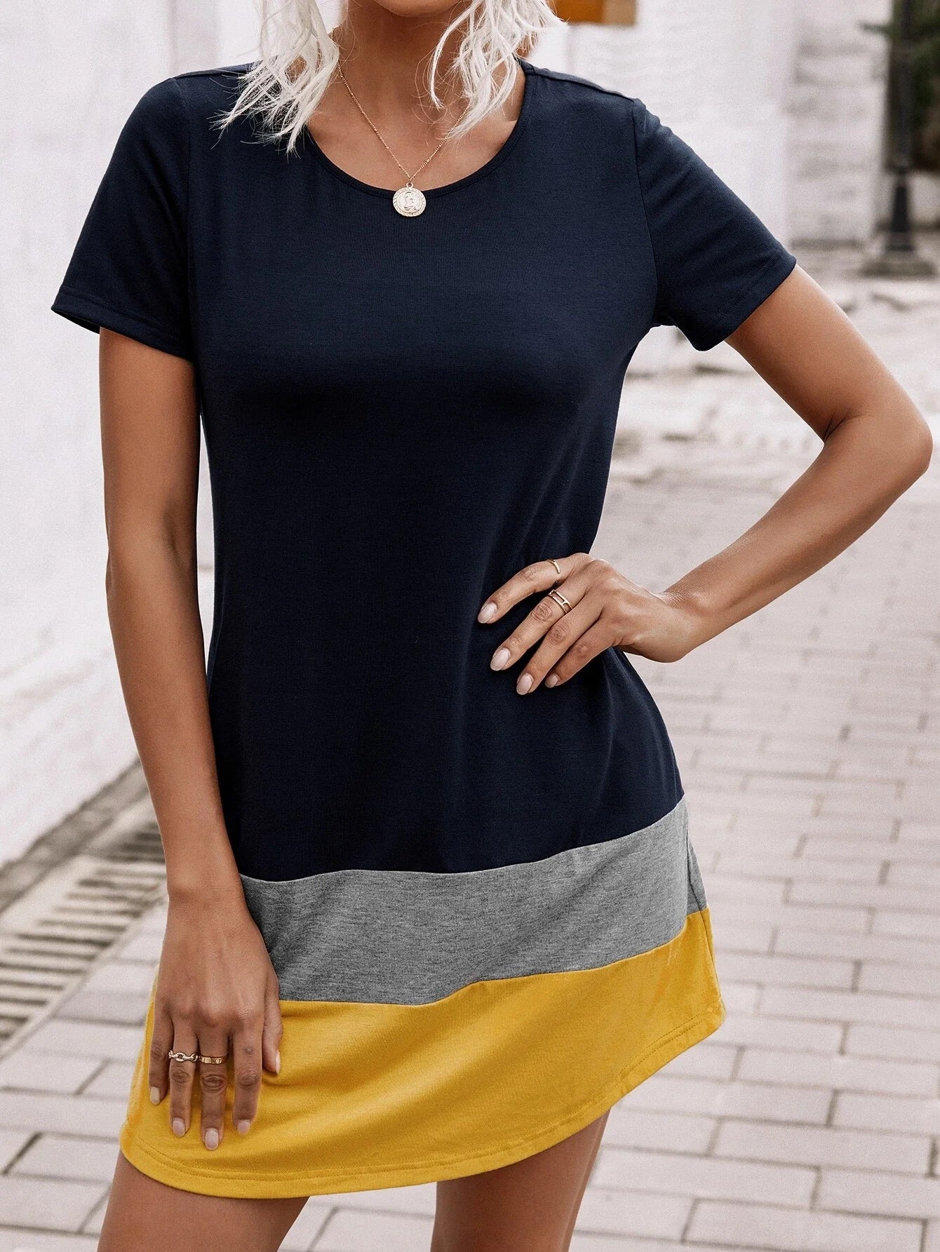 Women’s Casual Colorblock T-Shirt Dress – Short Sleeve Mini