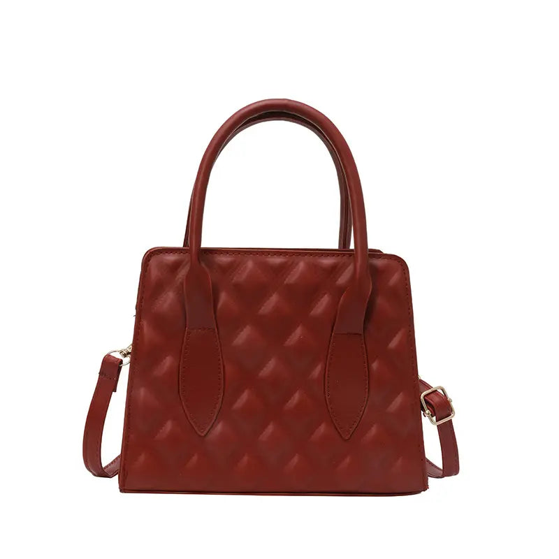 Mini Quilted Handbag – Elegant, Compact & Trendy