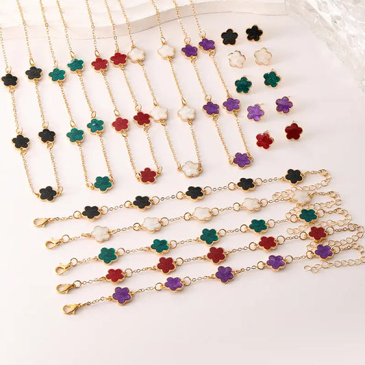 Elegant Clover Jewelry Set – Necklace, Bracelet & Earrings
