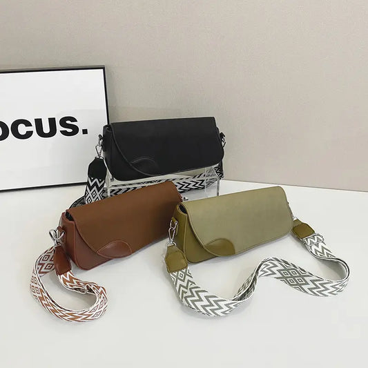👜 Elegant Shoulder Bag with Patterned Strap – Chic and Versatile